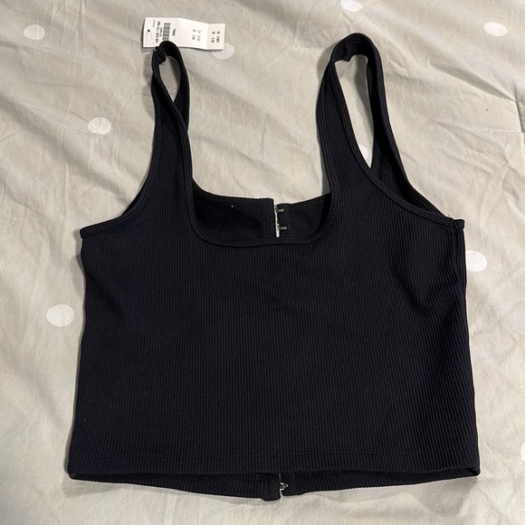 Abercrombie Clasp Tank Top - Picture 2 of 3